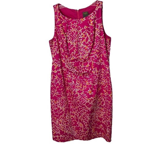 TAYLOR Floral Shift Sheath Dress in Pleated Pink Size 8–Gently Worn - Picture 1 of 5